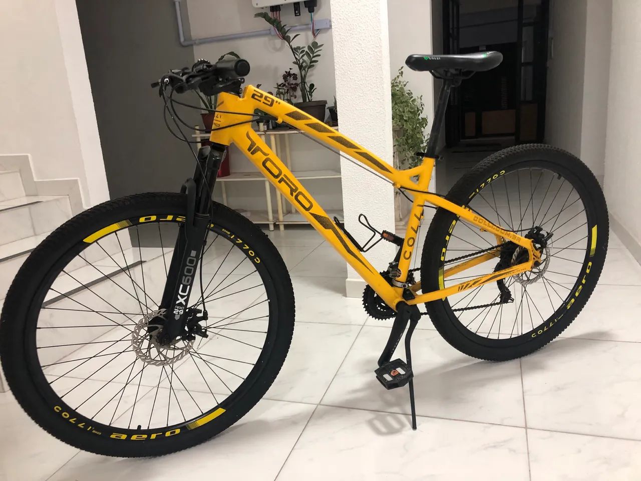 Bicicleta Colli Toro ara 29 como Nova  - Foto 2