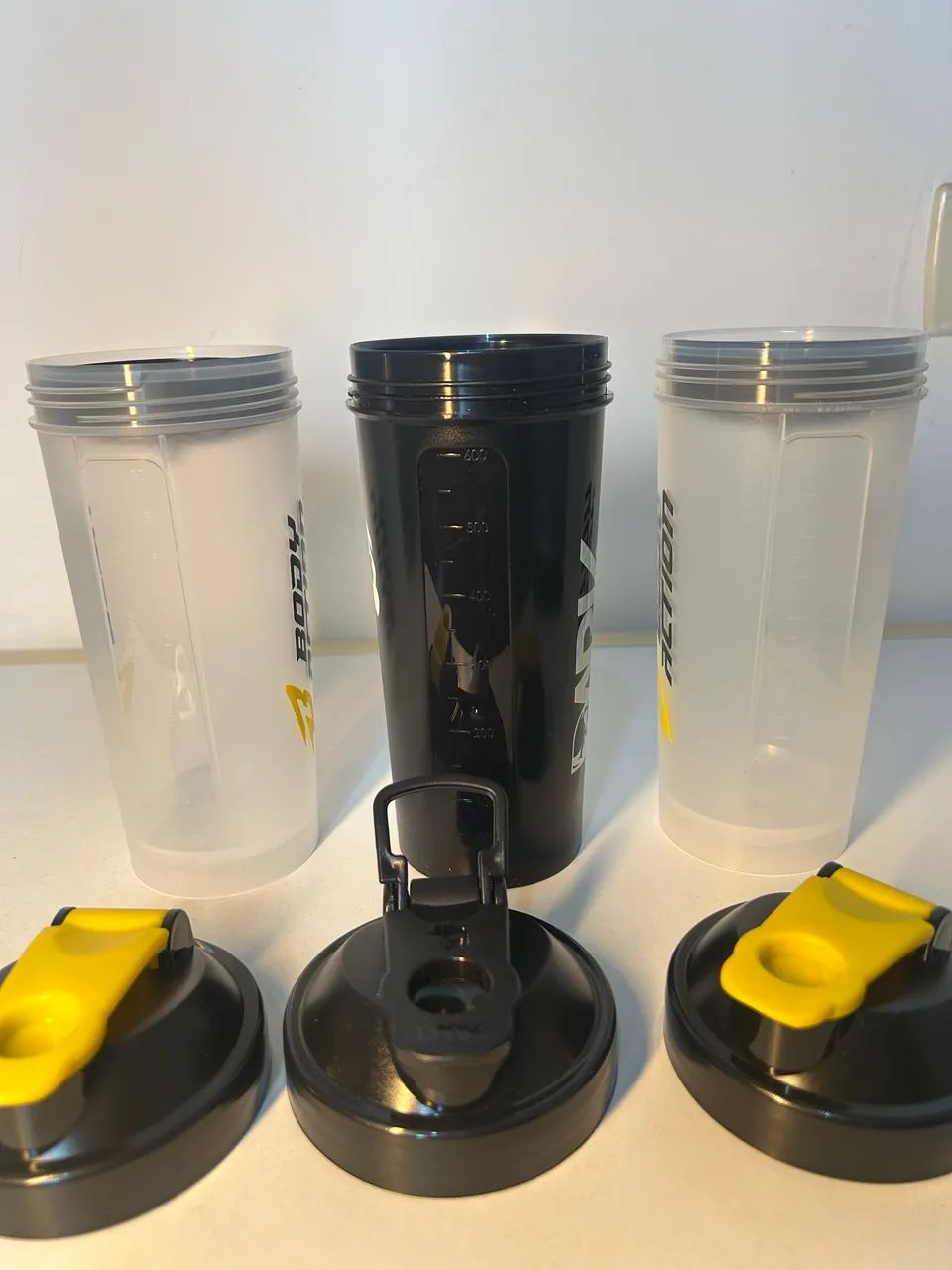 Kit com 3 Coqueteleiras 600ml Body action e Dark lava - Foto 2