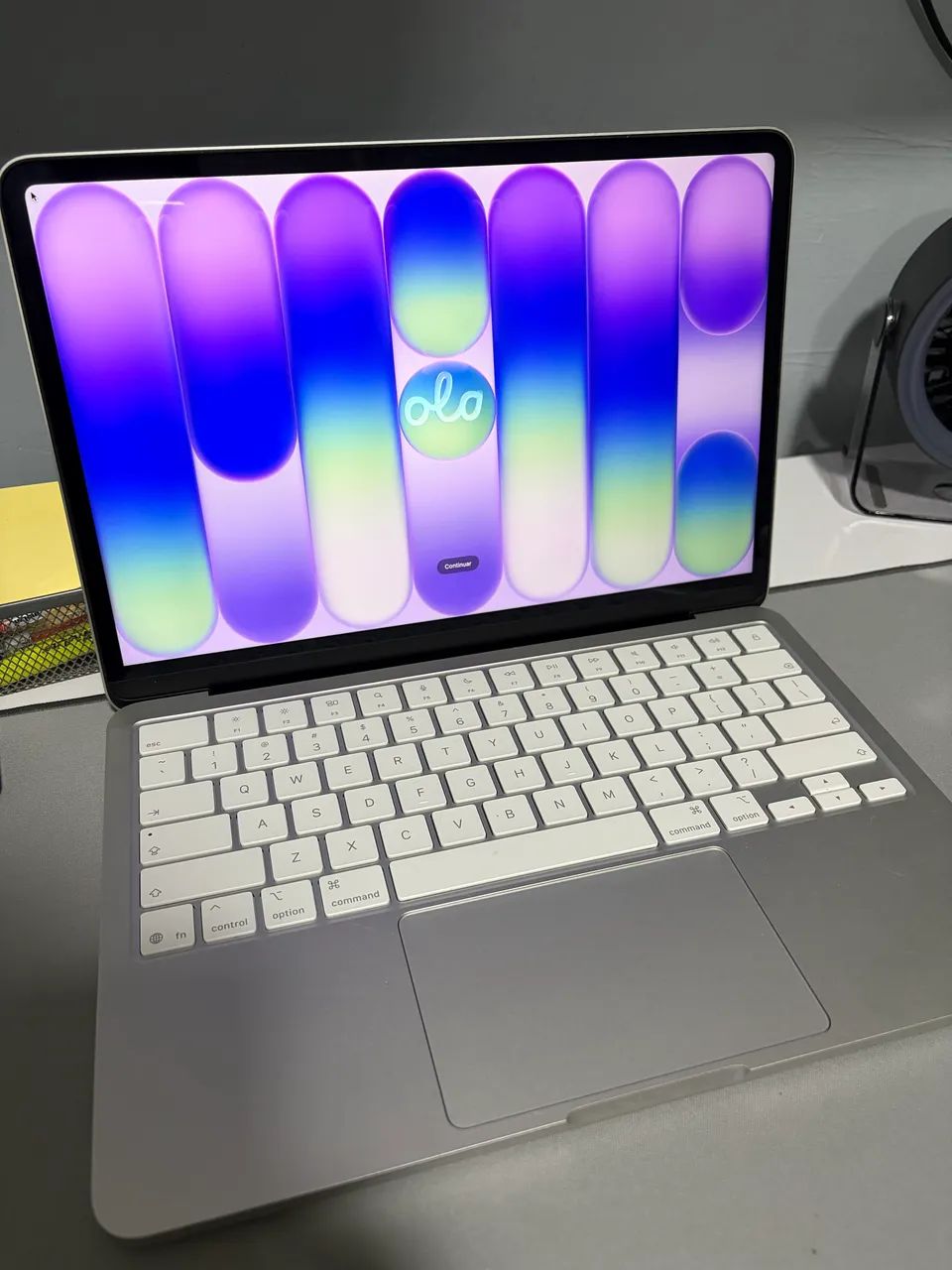 Macbook Neo 13" A18 8GB 256GB Prata - Foto 3