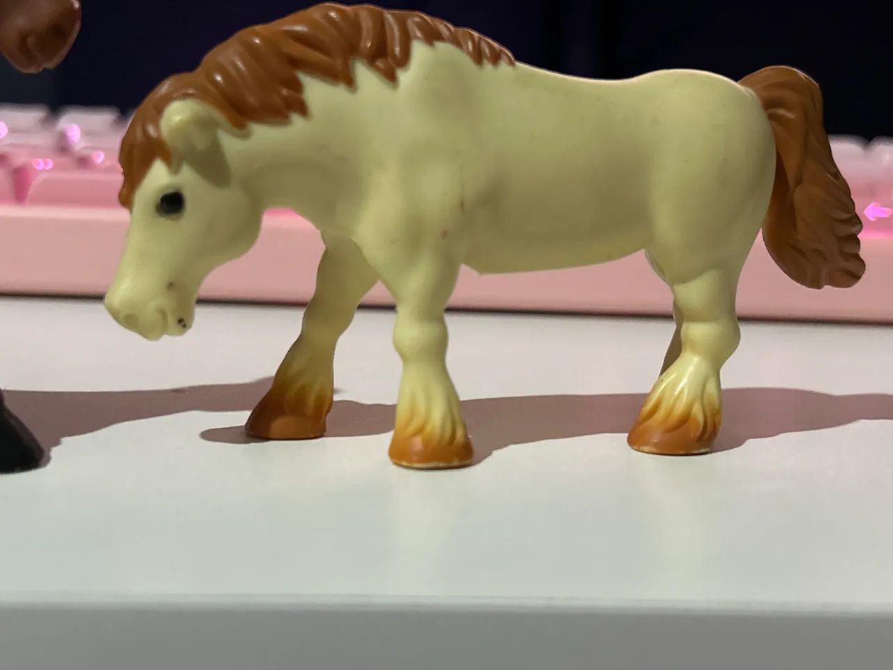 Dois cavalos de brinquedo  - Foto 2