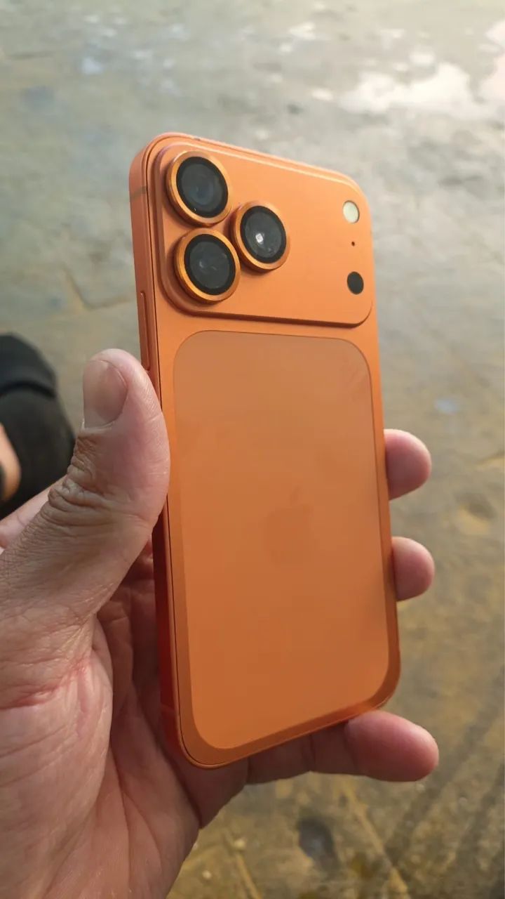 Vendo iPhone 12 amontado no 17 pro sabor 17 - Foto 3