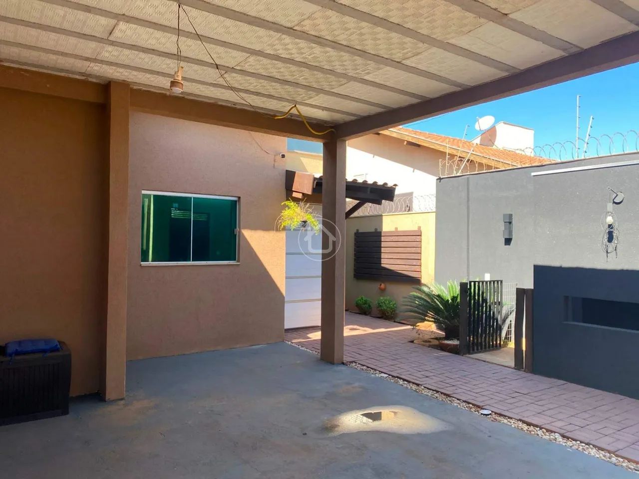 CASA TÉRREA COM AMPLO ESPAÇO GOURMET E PISCINA - Foto 4