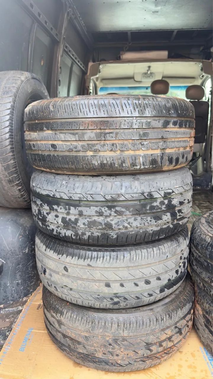 Pneus Bridgestone 215/50/17 leia anúncio  - Foto 2