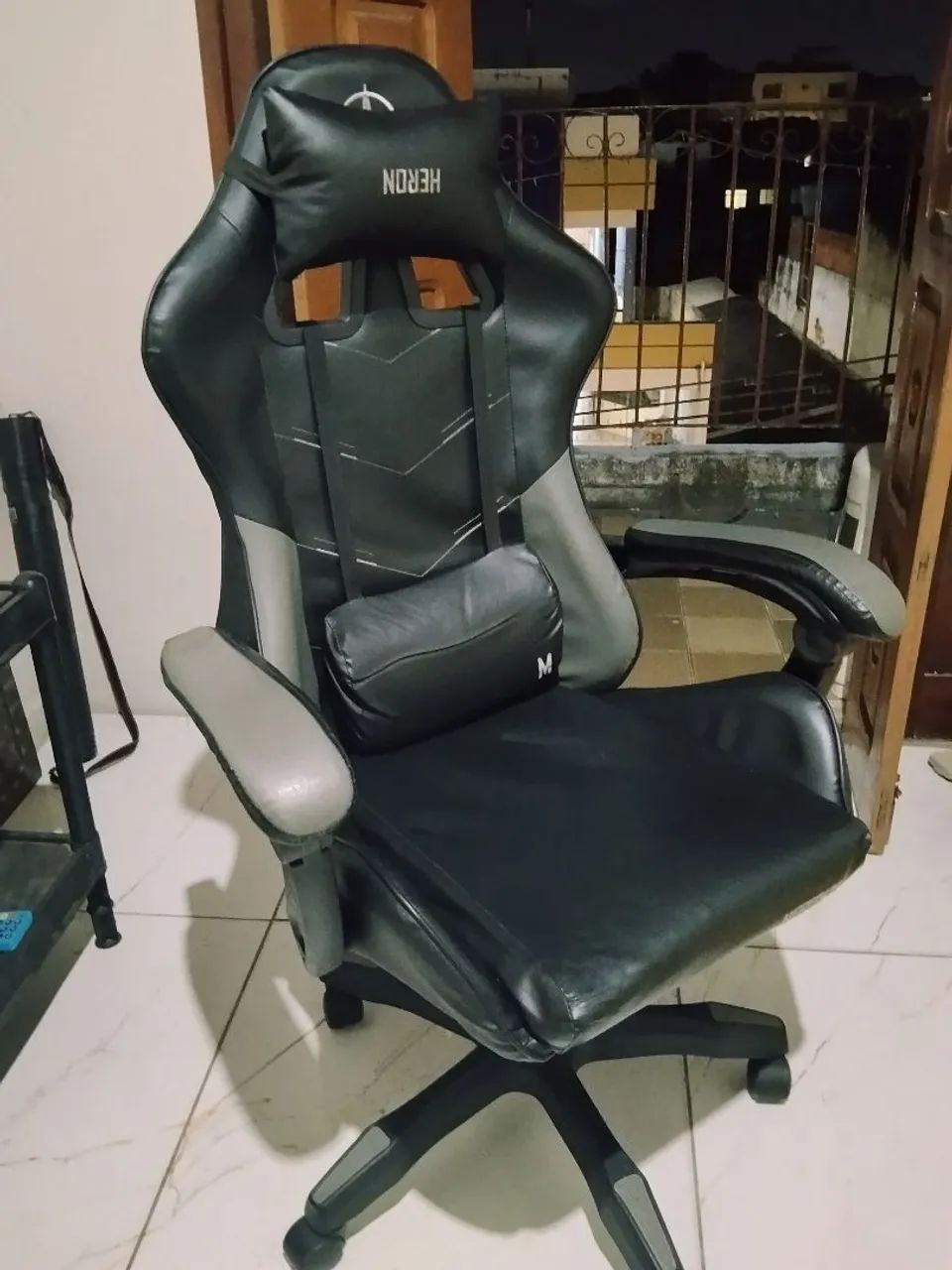 Cadeira gamer nova  - Foto 2