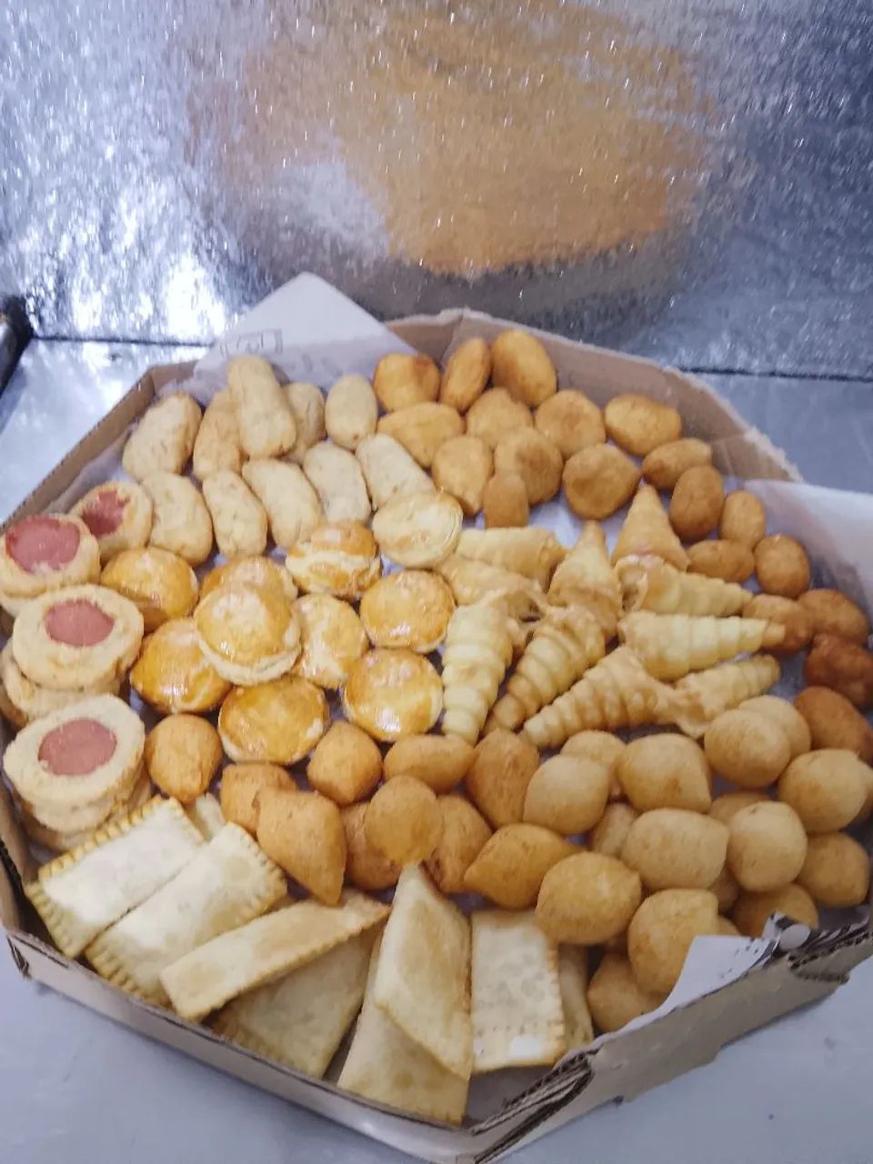 Cento de salgados completo 