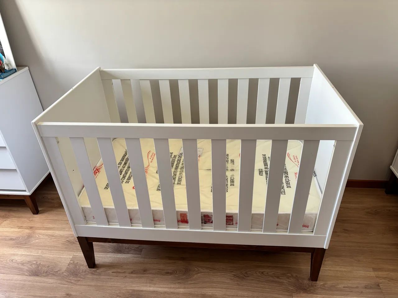 Berço Reller Noah Branco Fosco - Vira Mini Cama