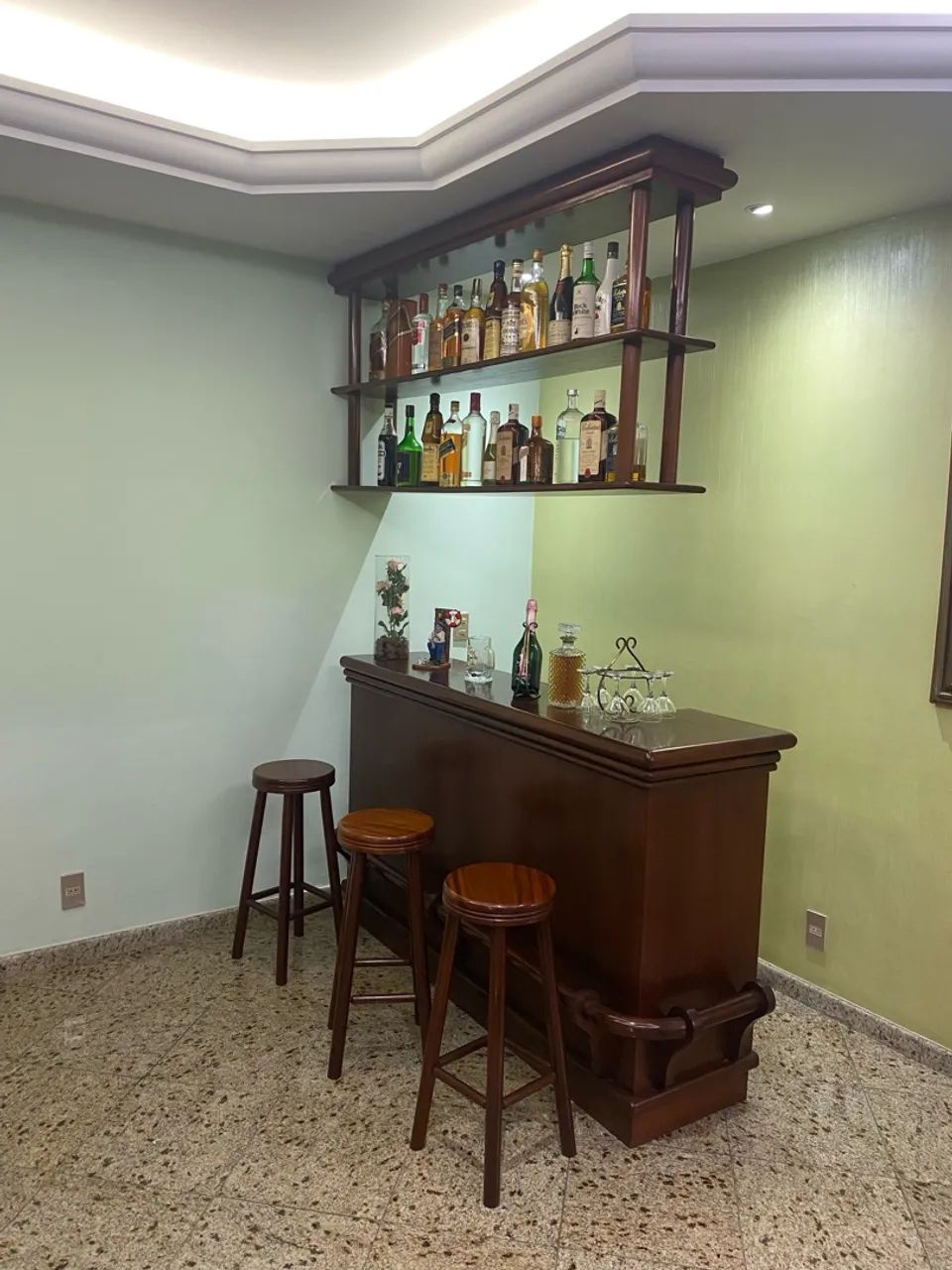 Bar em Madeira Maciça  - Foto 5