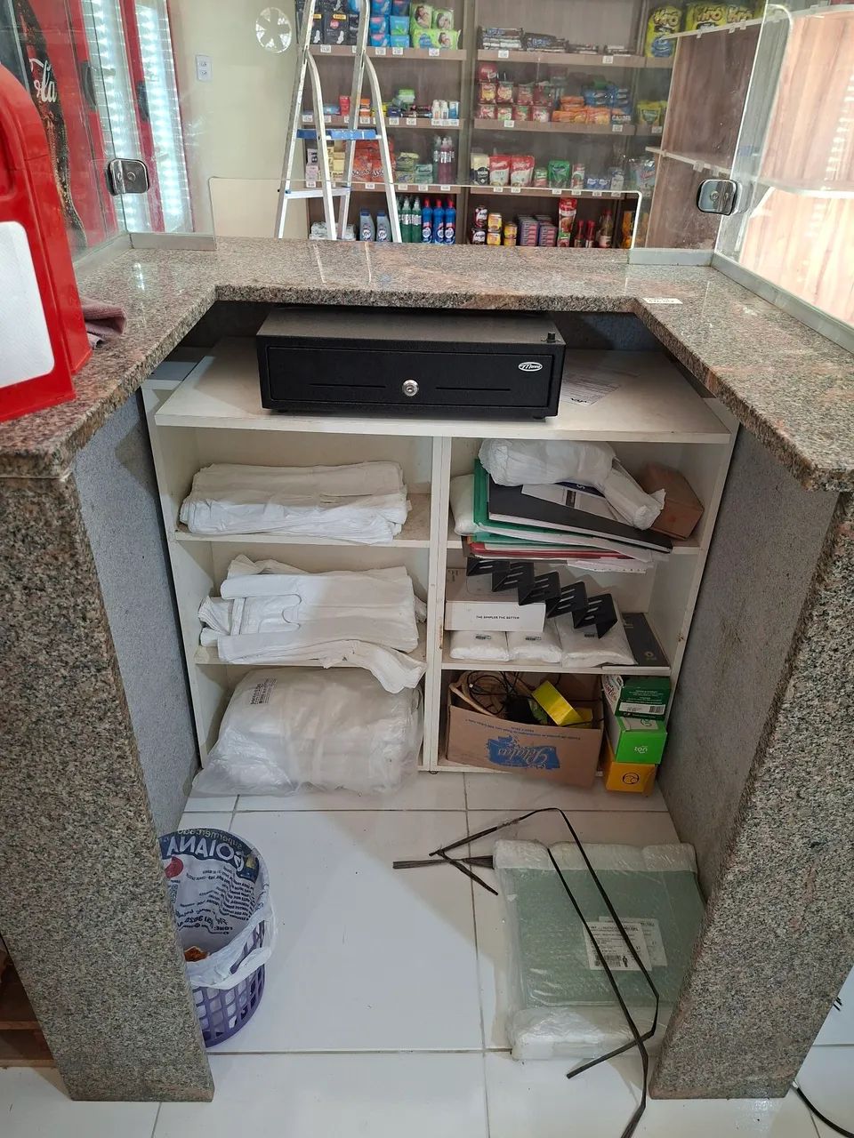 Balcão Caixa em granito - Foto 2