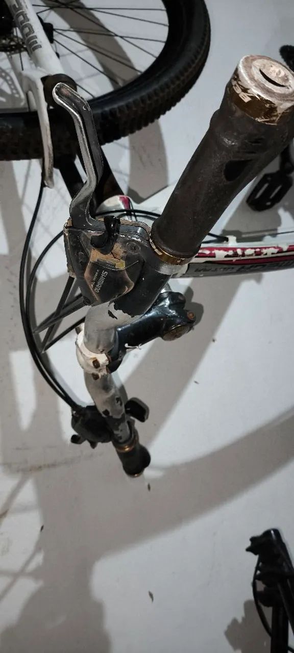 Bike Branca - Aro 29 - Pneu Pirelli  - Foto 3
