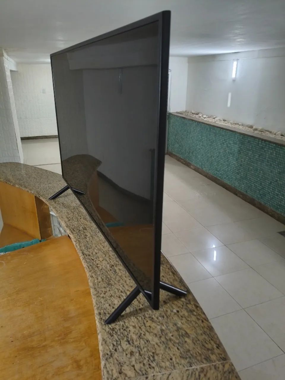 TV de 49" para técnicos utilizarem peças. - Foto 5
