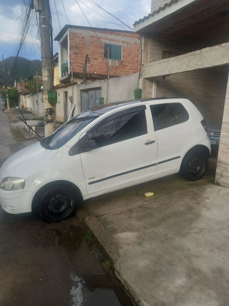 Volkswagen Fox City 1.0mi/ 1.0mi Total Flex 8V 3P 2005
