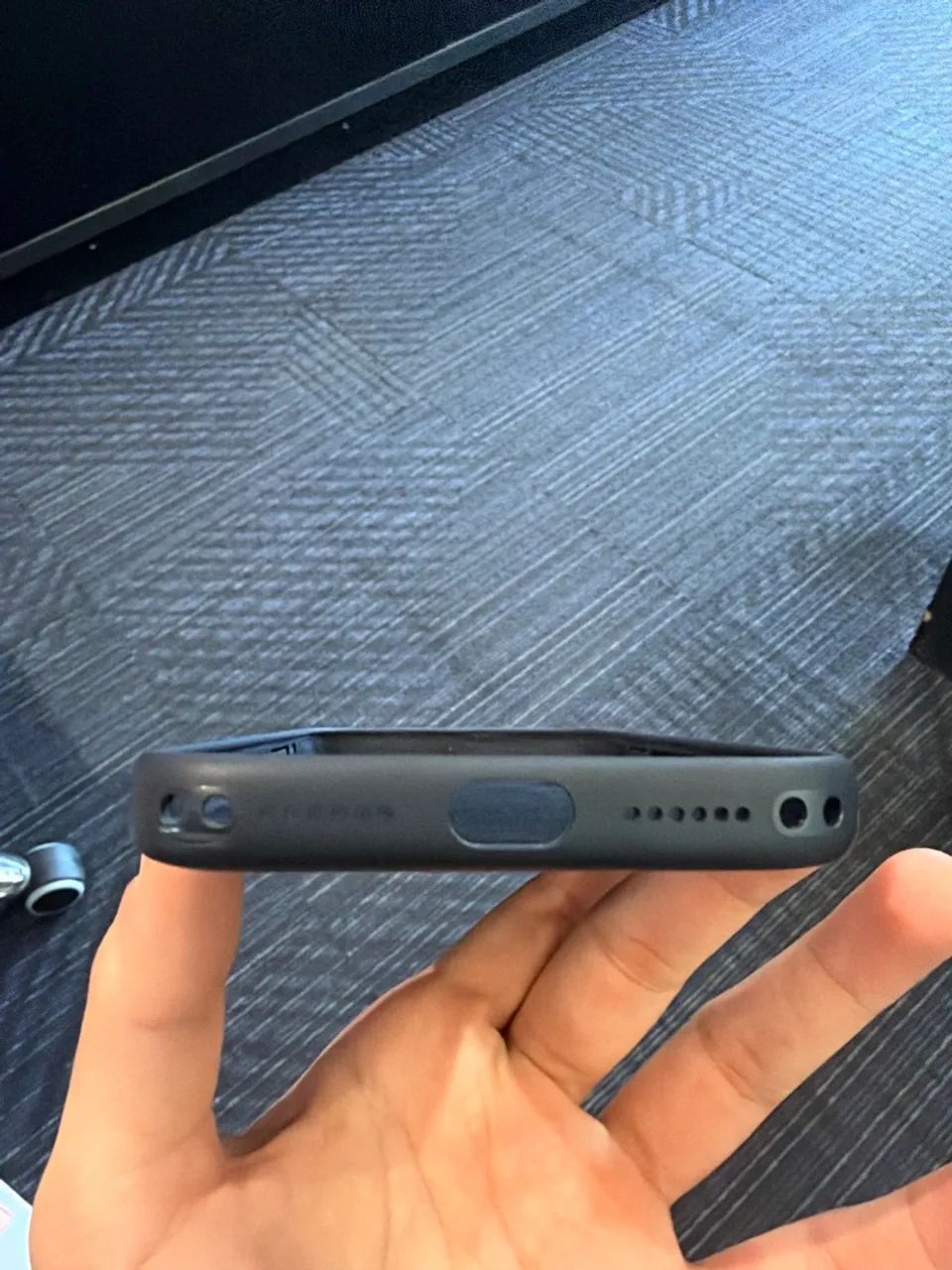 Capa iPhone 18 pro max SILICONE E TRANSPARENTE  - Foto 3