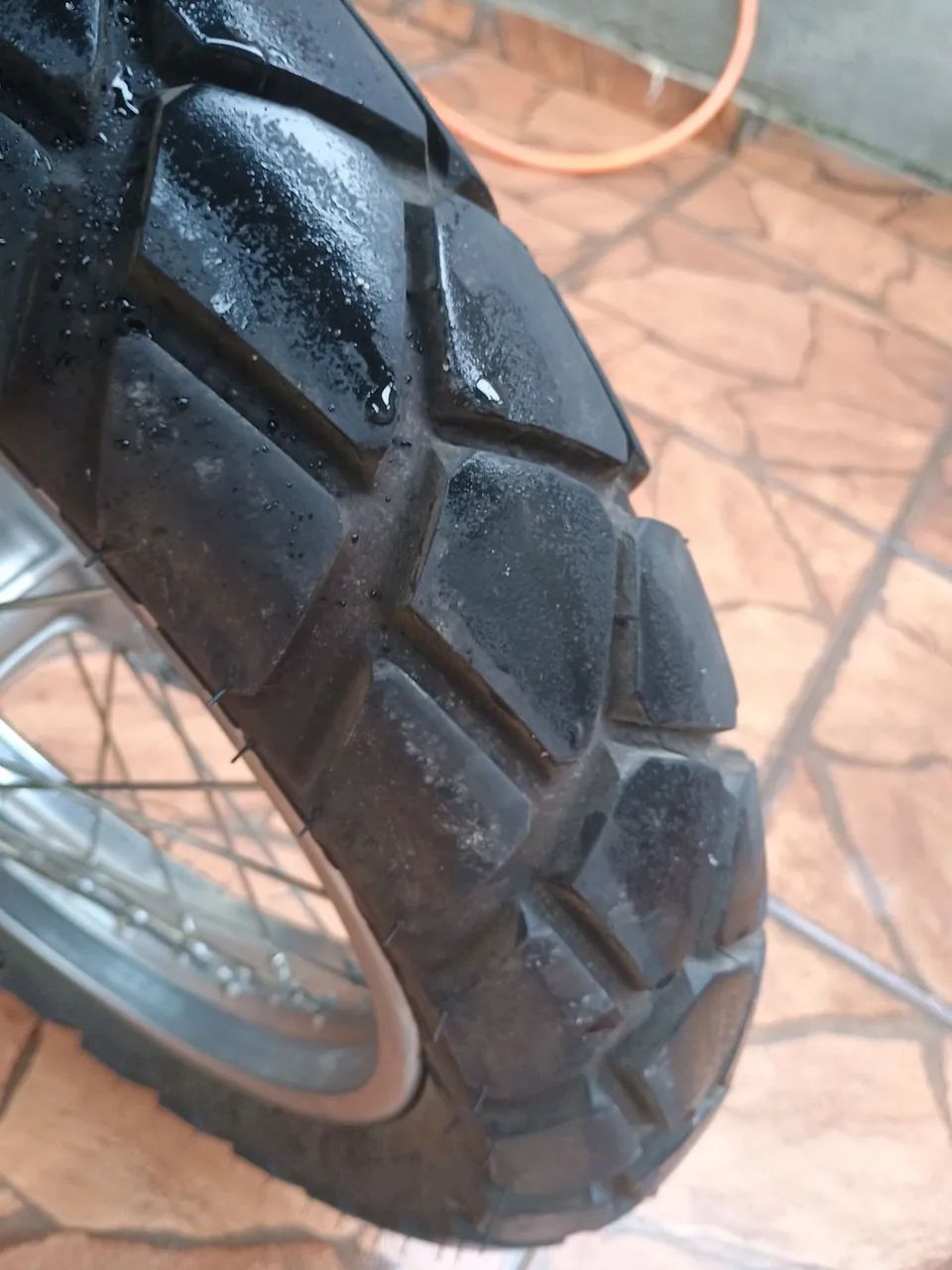 Lander nova flex com 2000 km - Foto 3