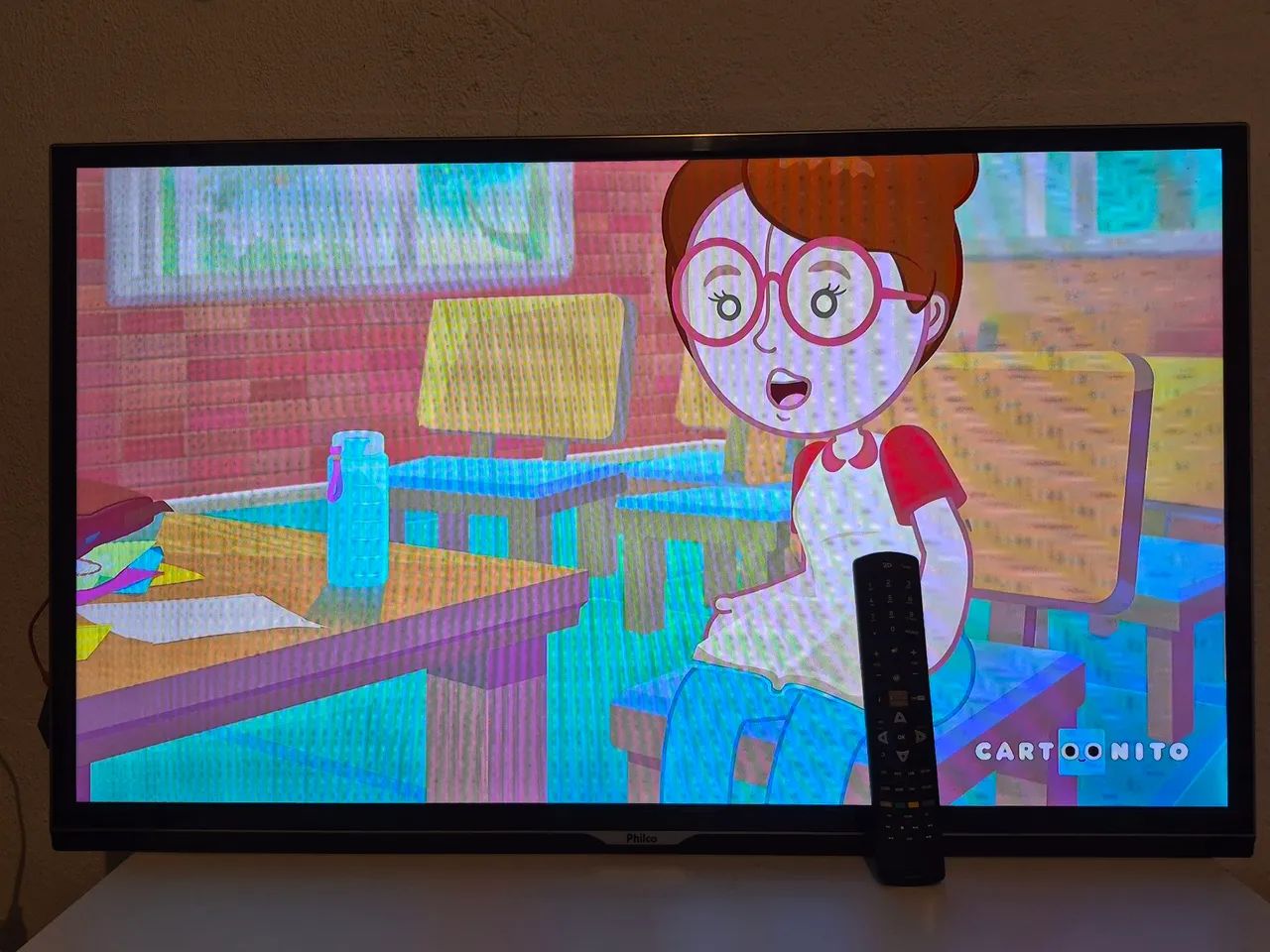 Tv led 42" philco, não é smartv 