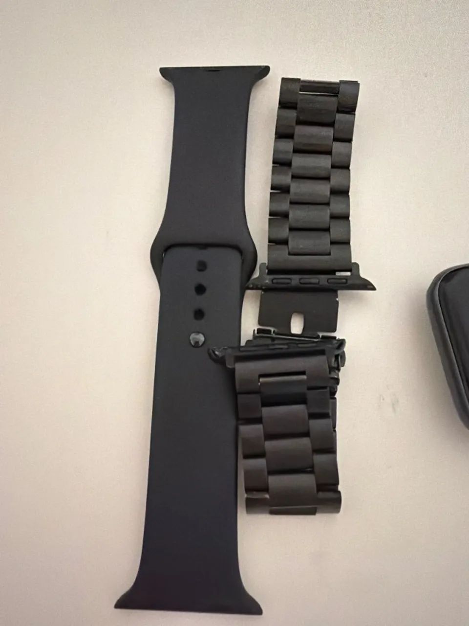 Apple Watch Series 5 - 44 mm (GPS + Cellular) - Smartwatches