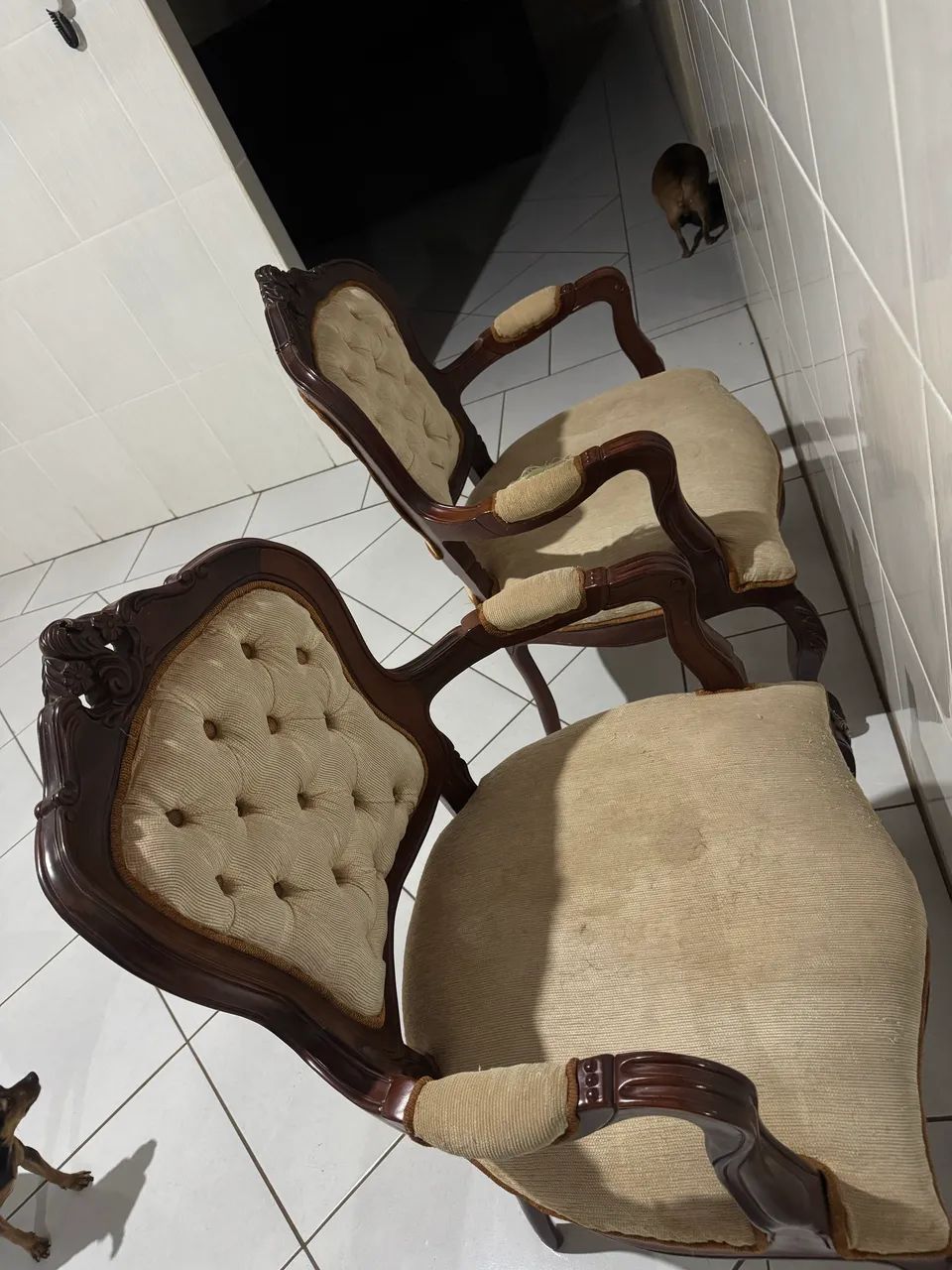 PAR DE POLTRONAS ANTIGAS ESTILO LUÍS XV  - Foto 3