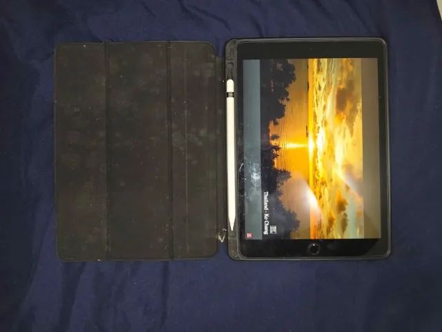 Ipad 9 64GB Estado de Novo com Película e Smart Folio - Foto 2