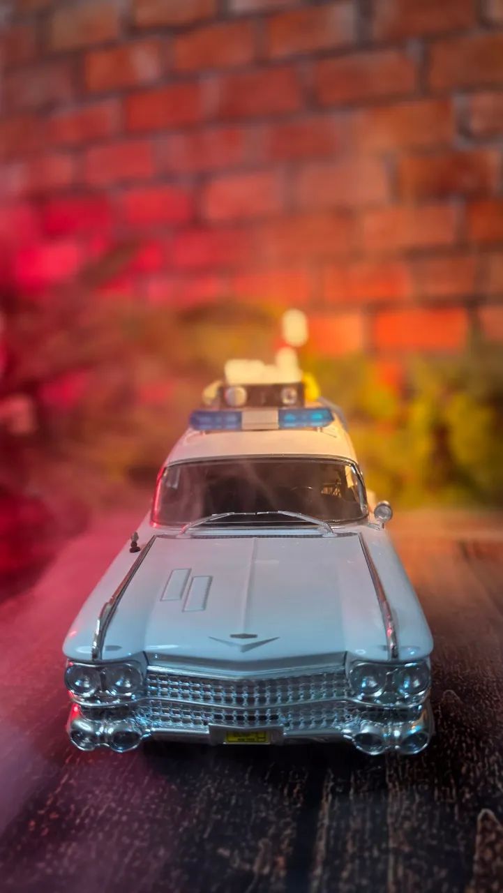 Ghostbisters Ecto 1 escala 1:18 Hotwheels Mattel - Foto 3