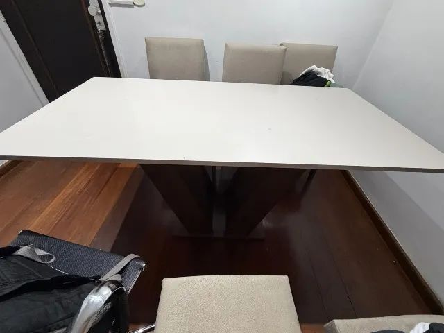 Mesa branca com 6 cadeiras - Foto 2
