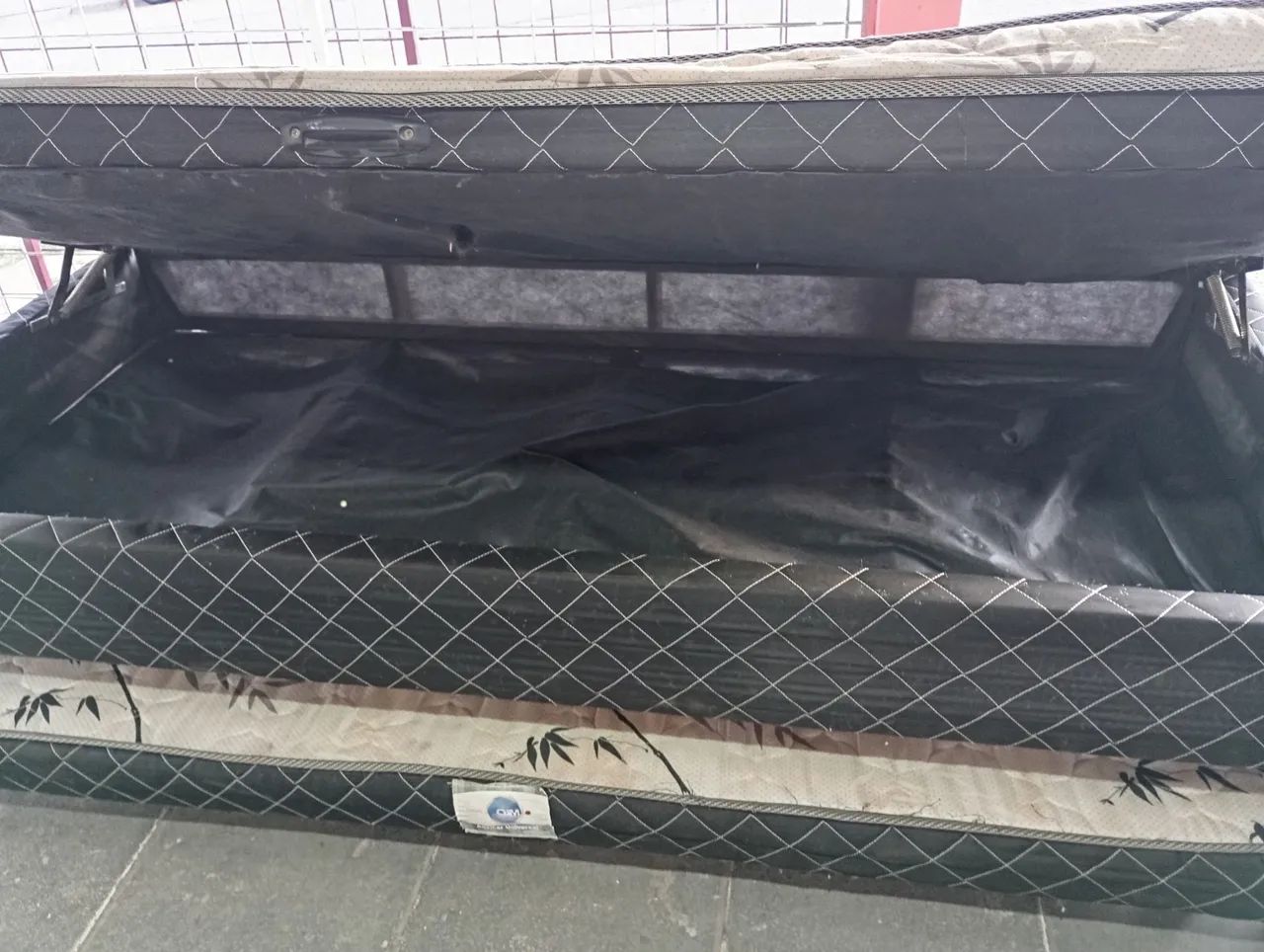 Box de solteiro com baú e auxiliar  - Foto 2