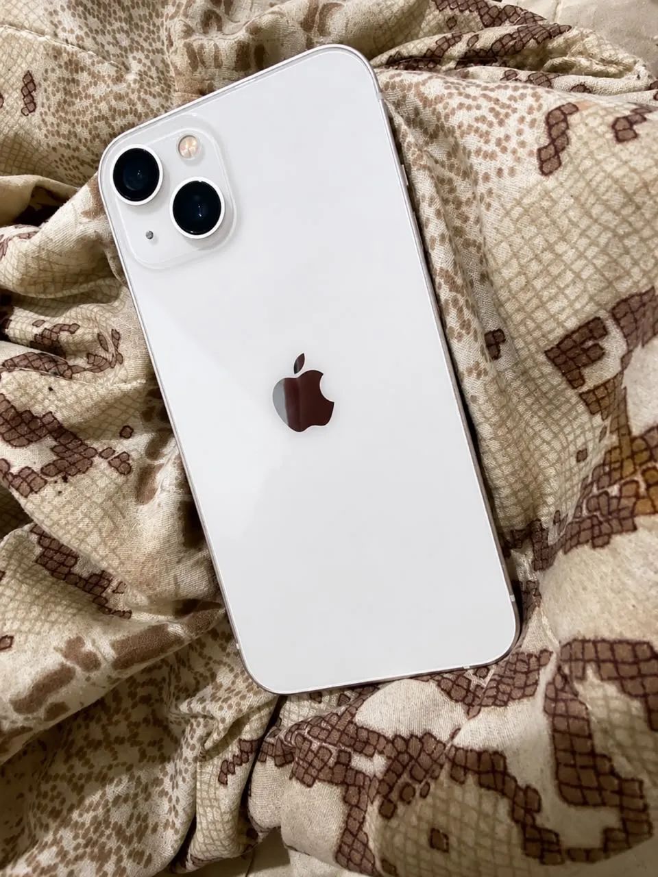 iPhone 13 semi novo 