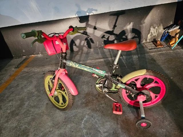 Bicicleta infantil 14 polegadas  - Foto 4