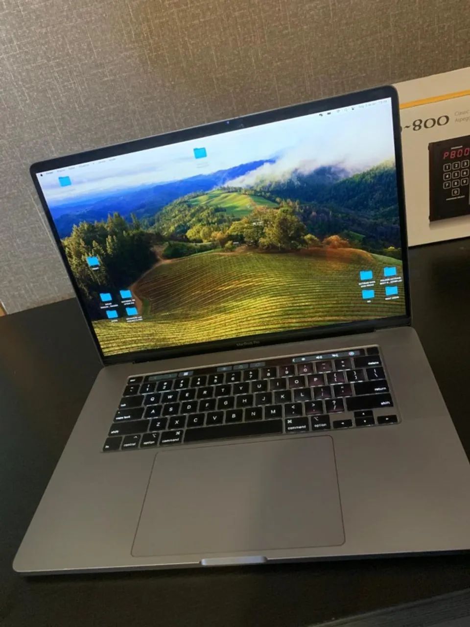 【美品】MacBook Pro 16_2019 i7/16GB/512GB_SV Macbook Pro 2019, 16'', Core I7, 16gb, Ssd-512gb, 4gb Vídeo Cinza
