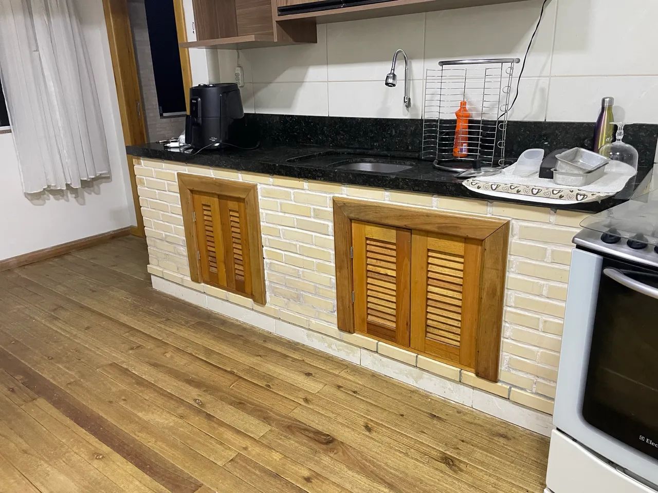 Vendo Pia de Mármore 