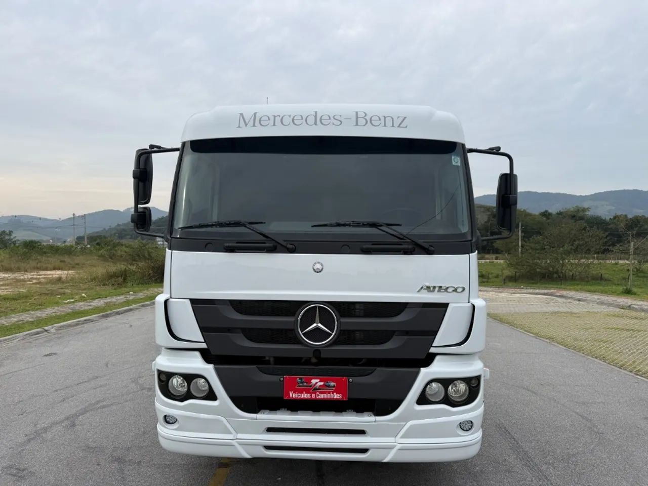 MB Atego 2429 6x2  - Foto 2