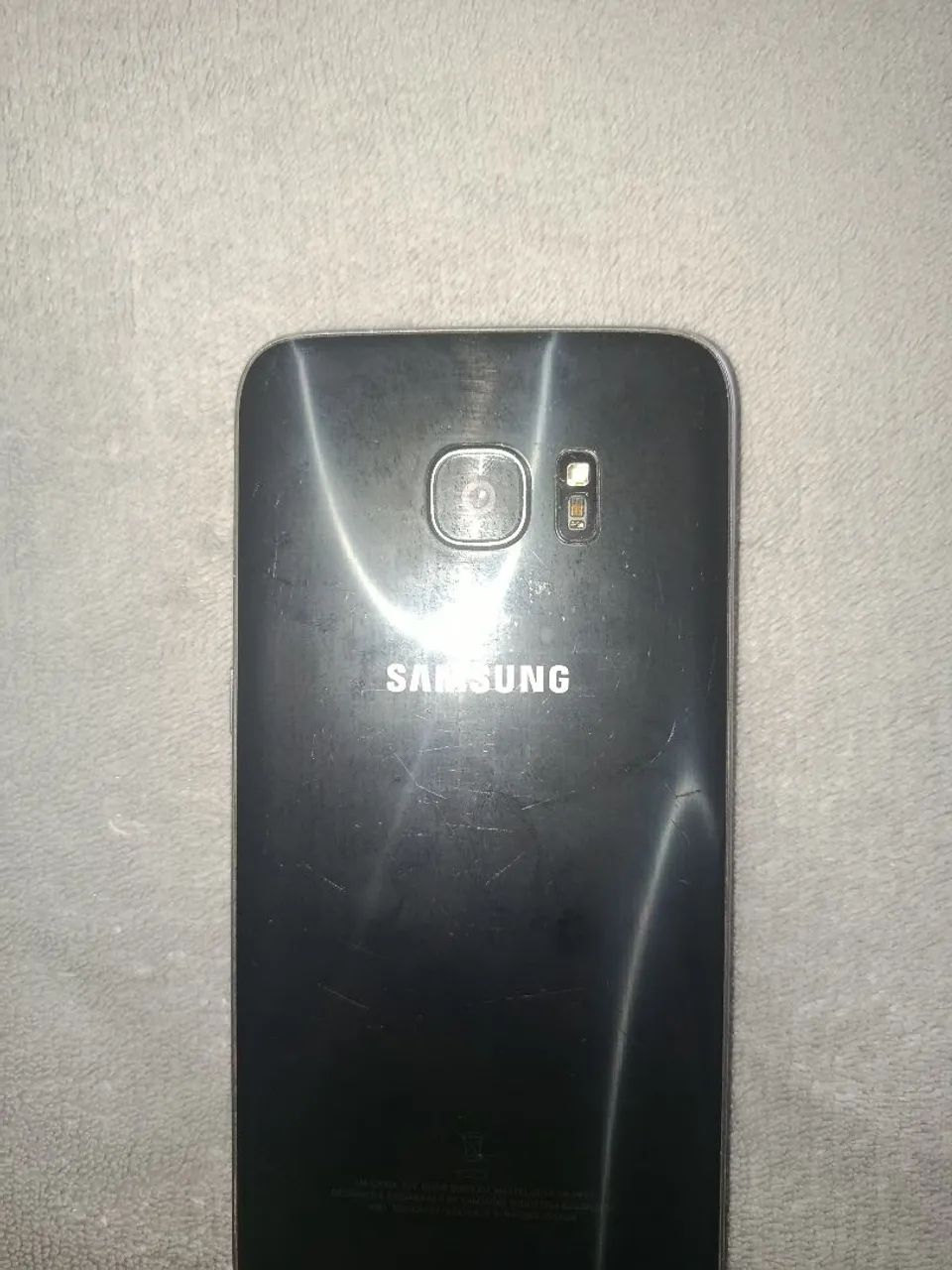 S7 edge em bom estado sem botões de volume  - Foto 3