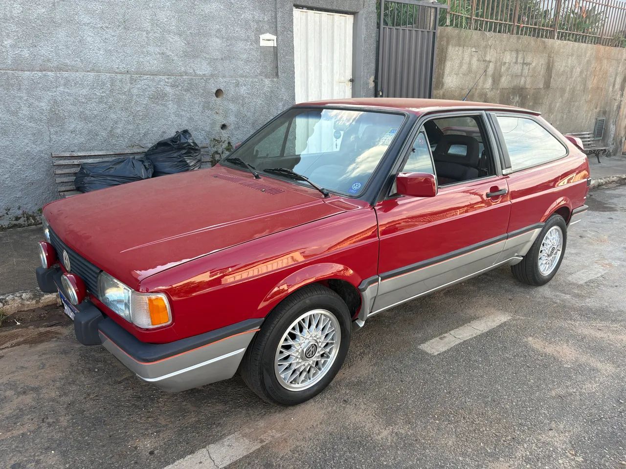Volkswagen Gol Geração I GTI 2.0 8V 120cv Gasolina Mec. 2P 1993