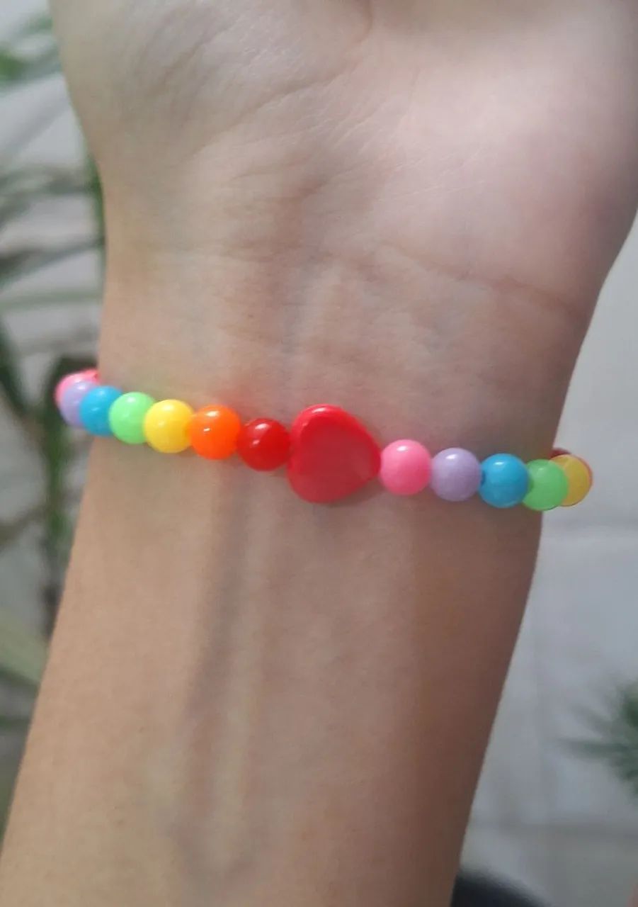Bracelete de miçangas artesanal personalizado e pronta entrega
