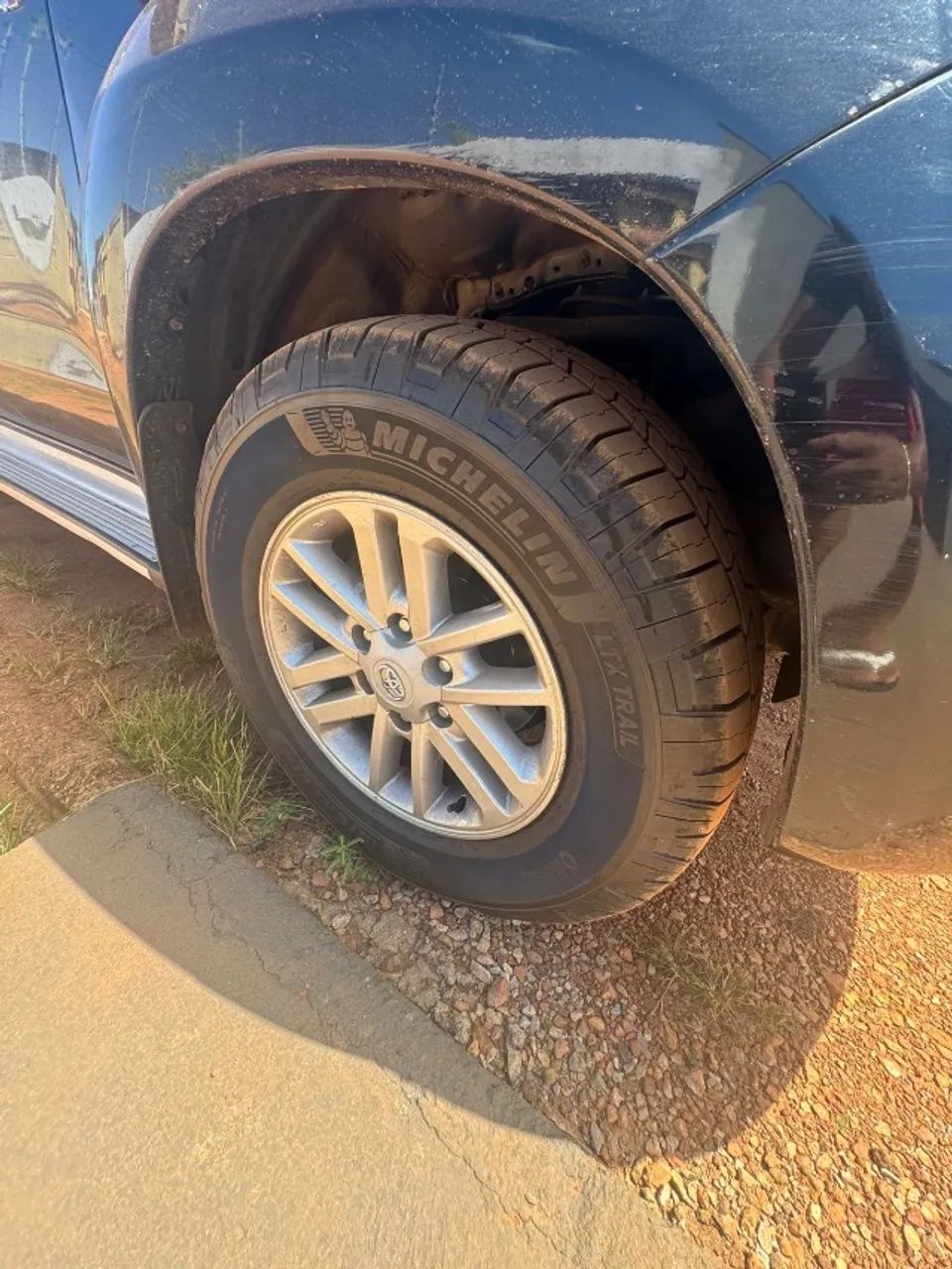 Toyota Hilux CD SRV 4X4 3.0 2013