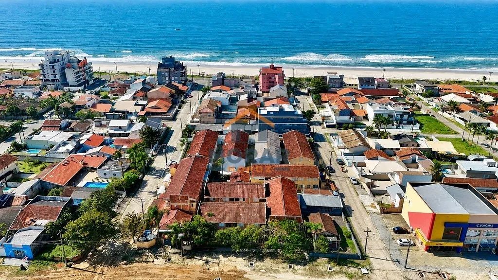 Apartamento mobiliado 50m do mar Matinhos