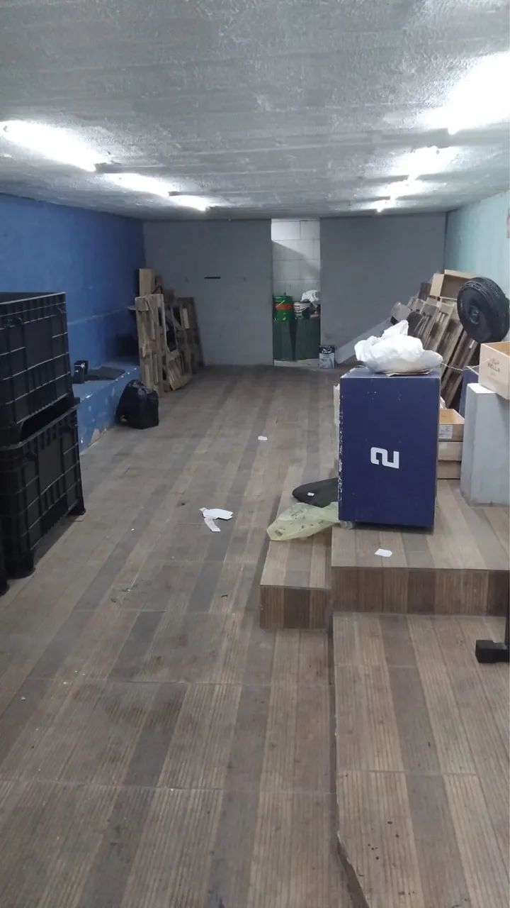 Alugo loja dentro da academia klaus 