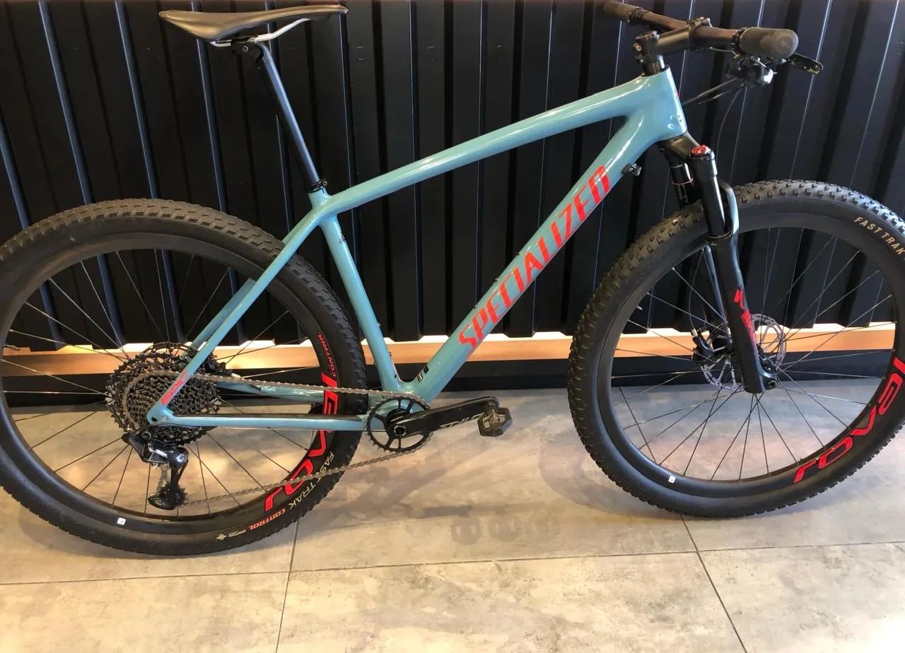 Bicicleta Epic Expert Hard Tail - L - 19