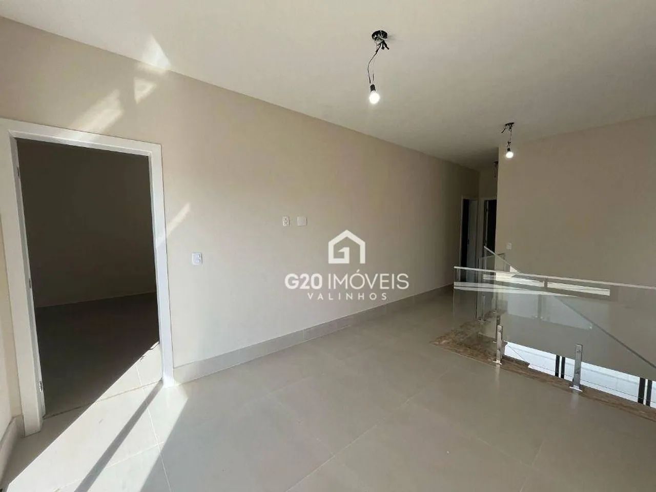 Casa Nova e Ampla à venda em condomínio fechado, Vinhedo. - Foto 5