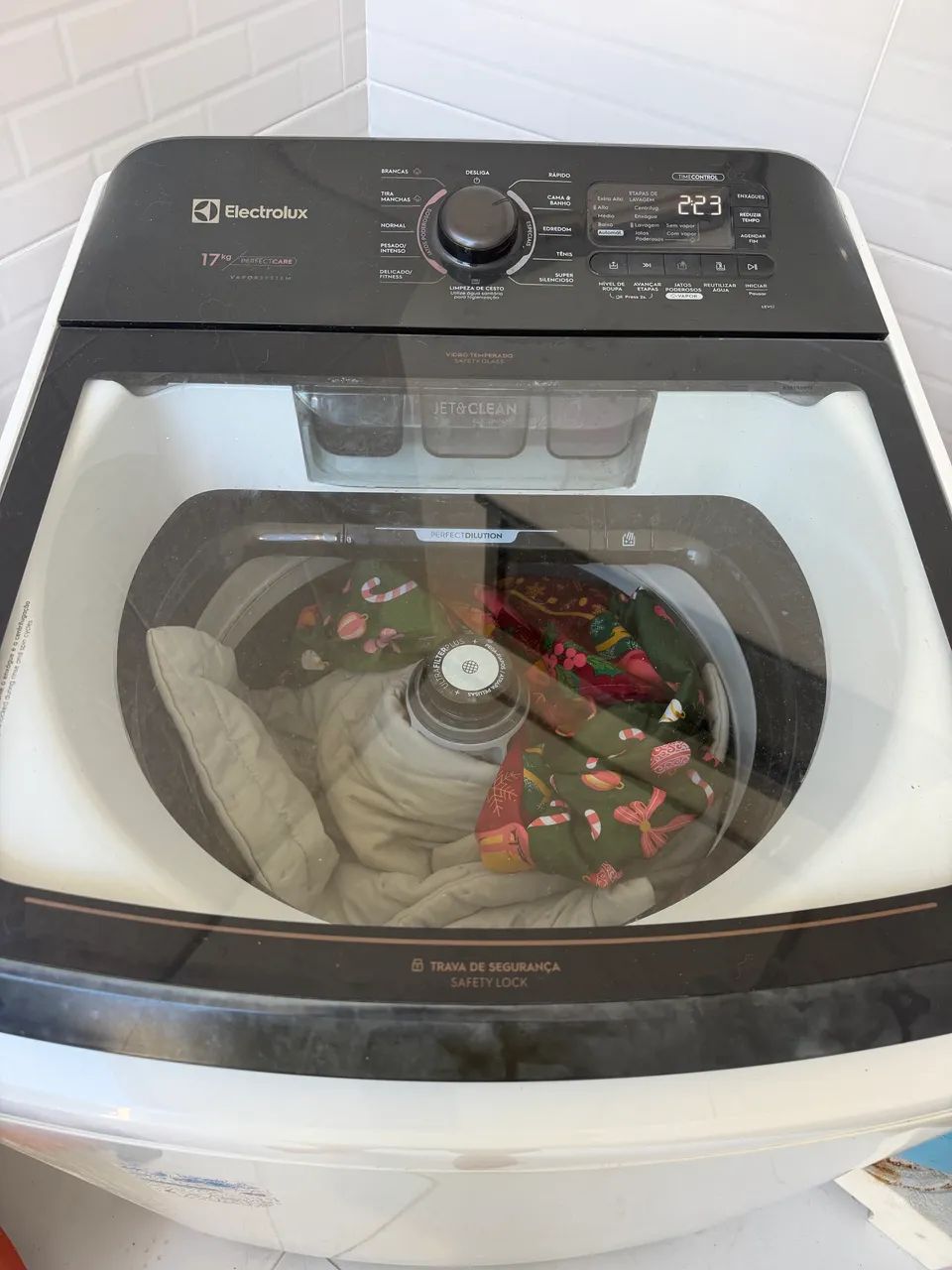 Máquina de Lavar Electrolux Perfect Care 17kg LEV17 - Foto 5