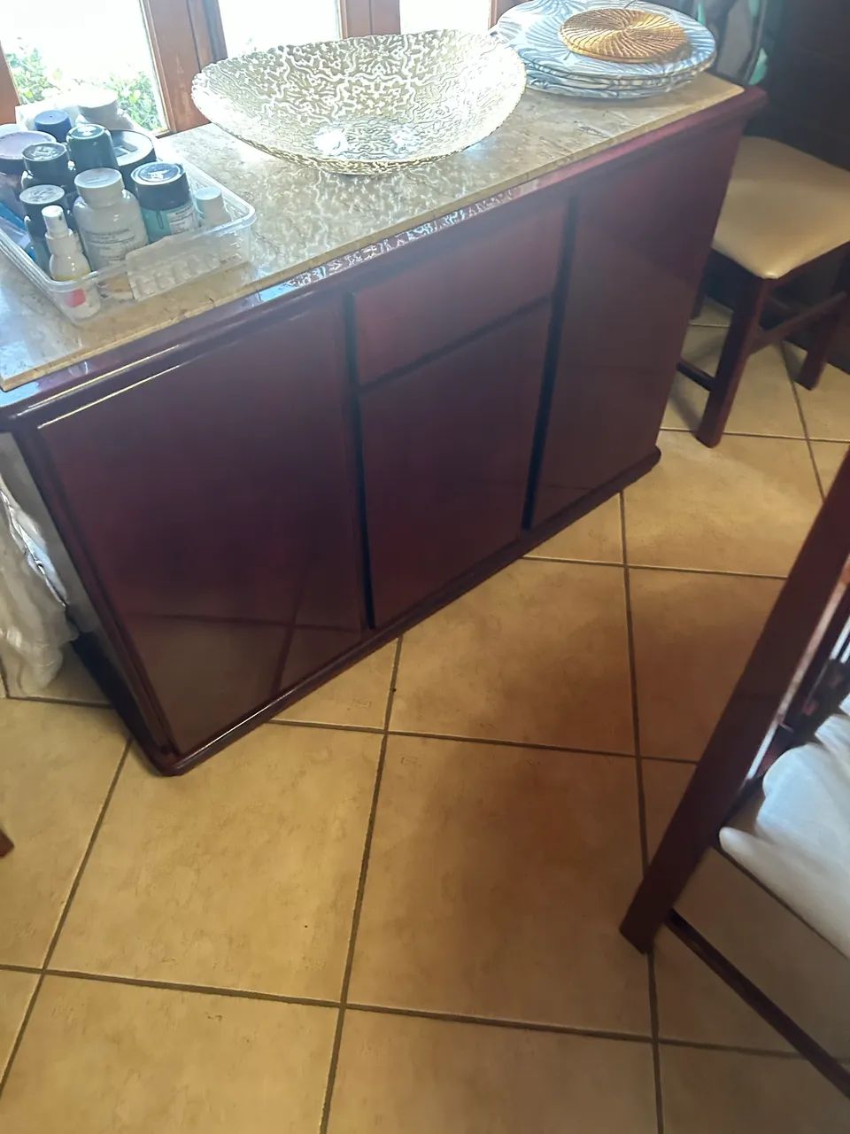 Conjunto de mesa cadeiras e Bufet  - Foto 4