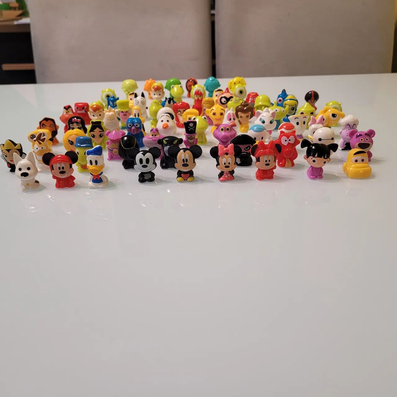 Gogos disney e turma da Mônica lote com 78 unidades  - Foto 2