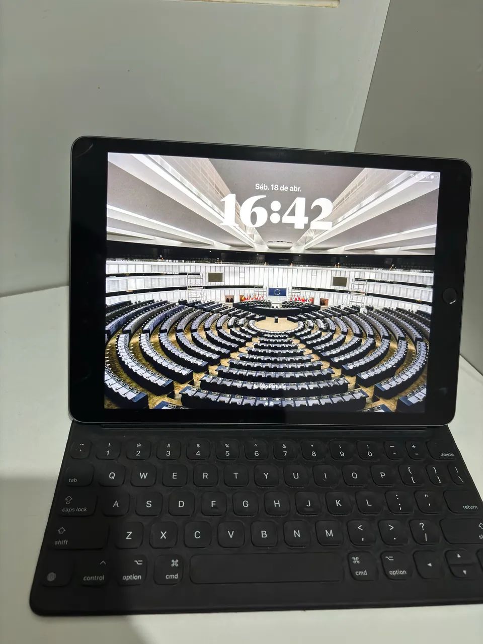 iPad 9 + Smart Keyboard (teclado Apple) - Tablets e E-Readers