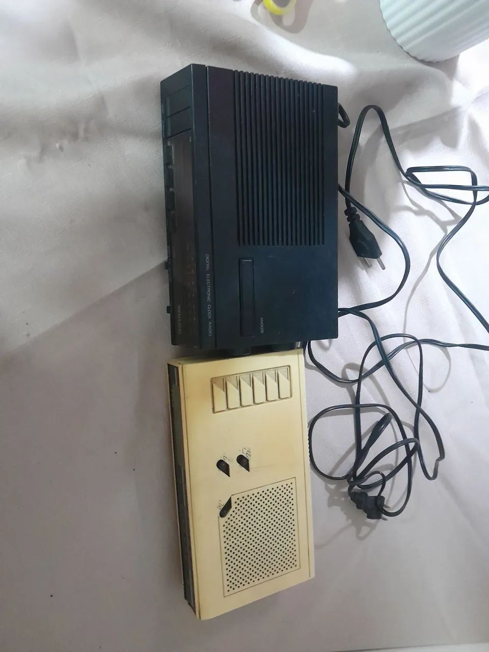 Radio relogio antigo - Foto 2