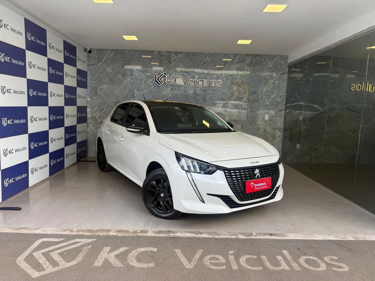 Peugeot 208 2023
