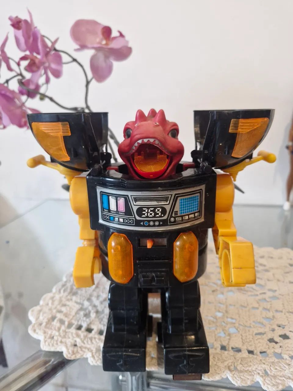 Robô japonês anos 80