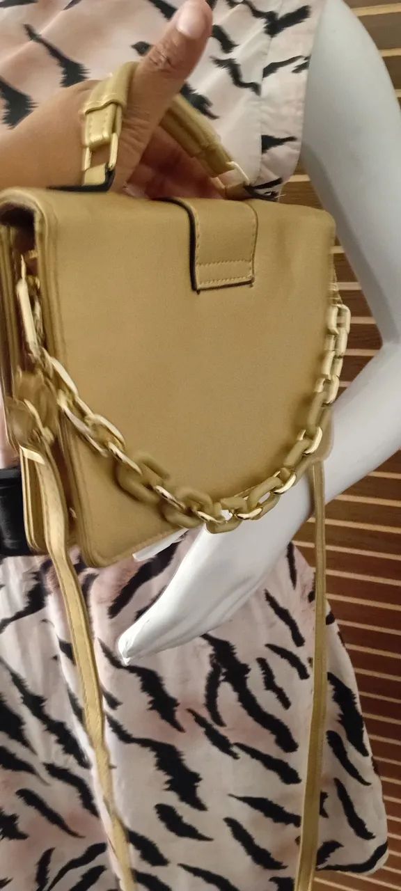 Bolsa Dourada usado em um único evento - Foto 5