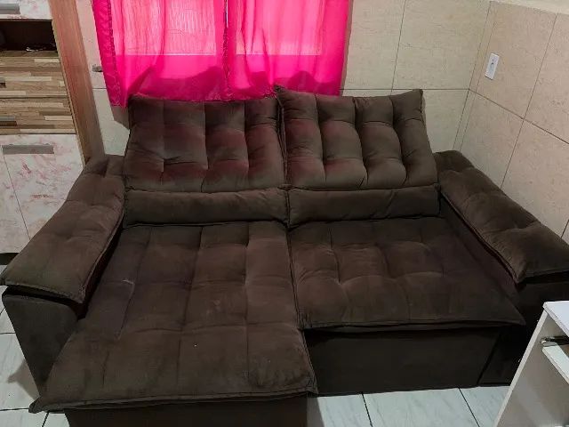 Sofá retrátil 3 lugares, 2m bem conservado, confortável e lindo
