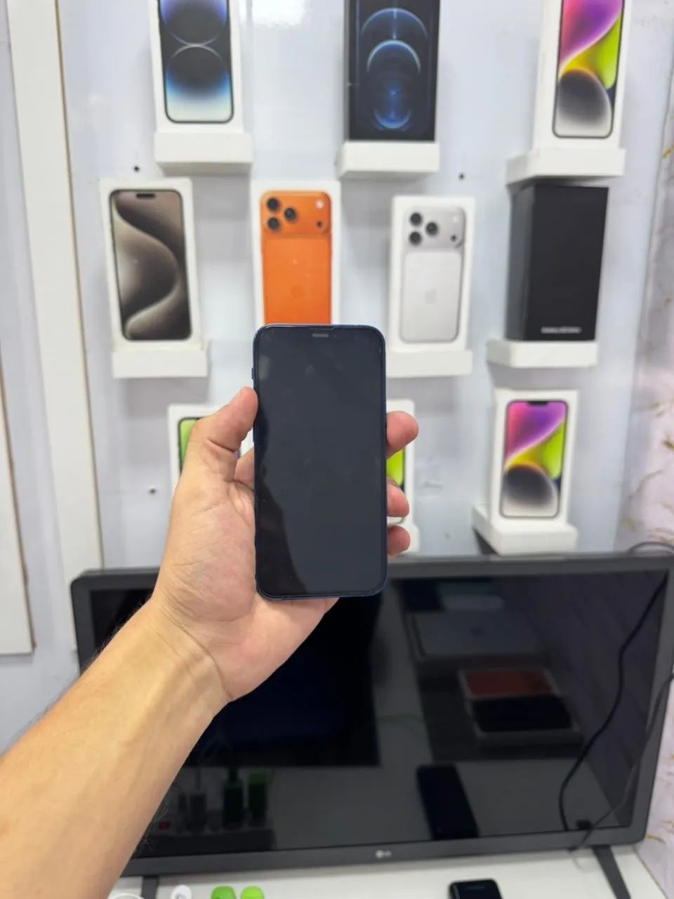 iPhone 12 Mini - 64GB 1.399,00 - Celulares e Smartphones