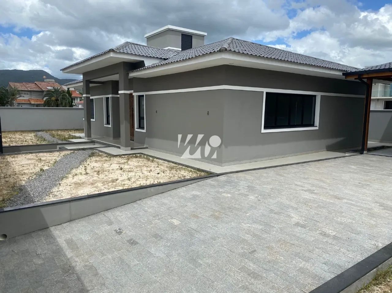 Casa 3 Quartos com 2 Suítes e 200m² - Santo Amaro - imv