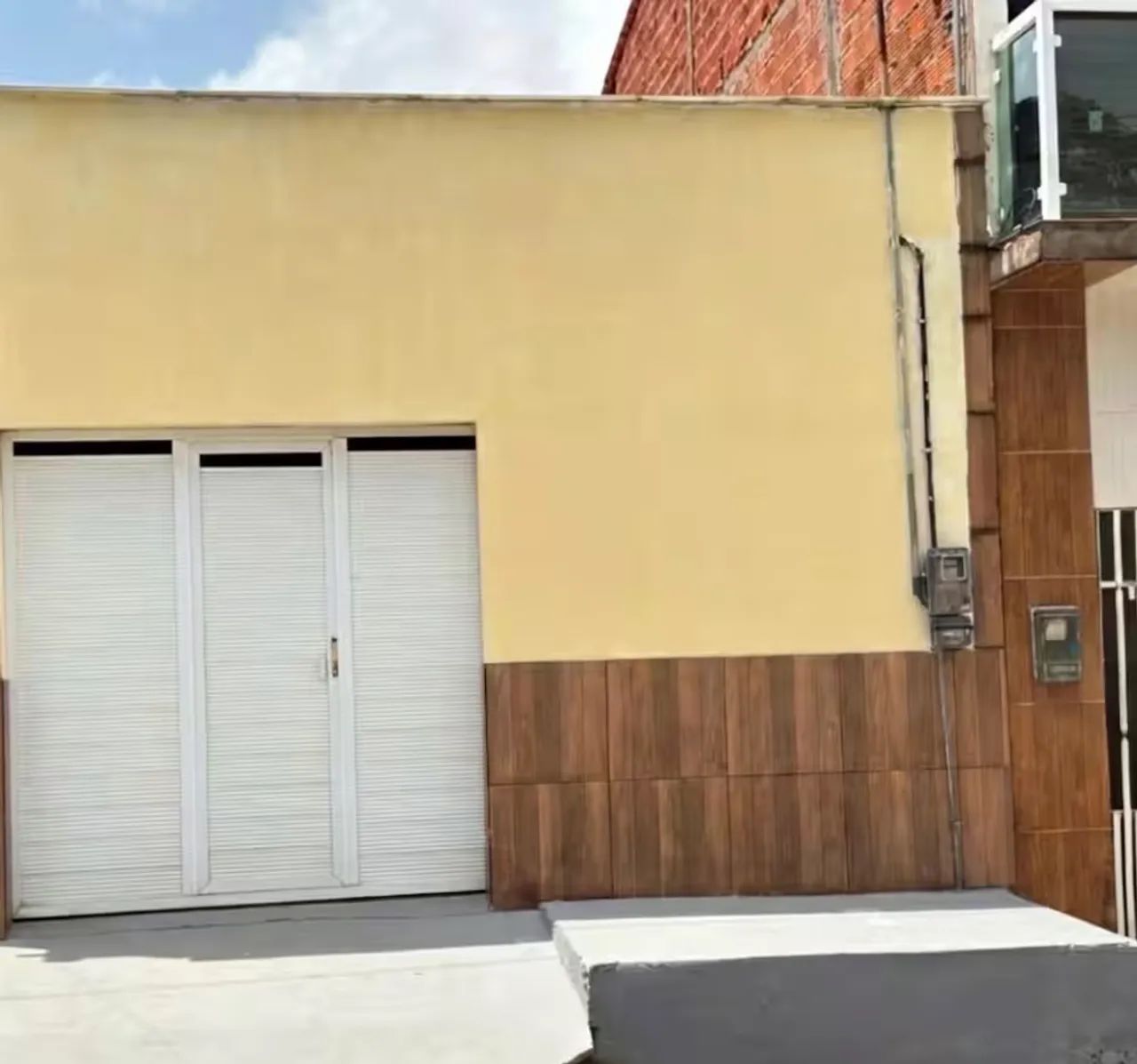 Alugo casa olho d?Água mobiliada
