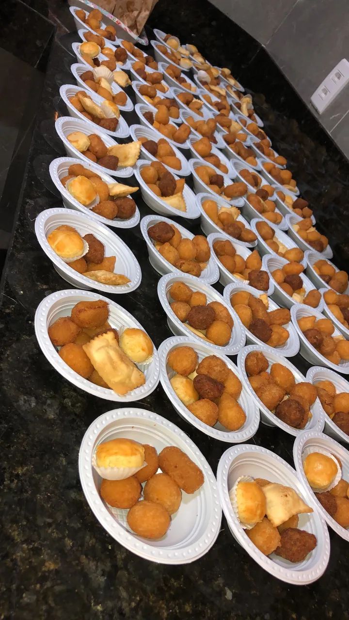 Auxiliar de eventos garçons  - Foto 2